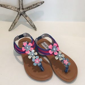 Steve Madden girl sandals